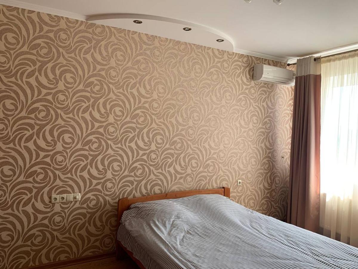 Apartments Staroportofrankovskaya & Pastera Street Οδησσός Εξωτερικό φωτογραφία
